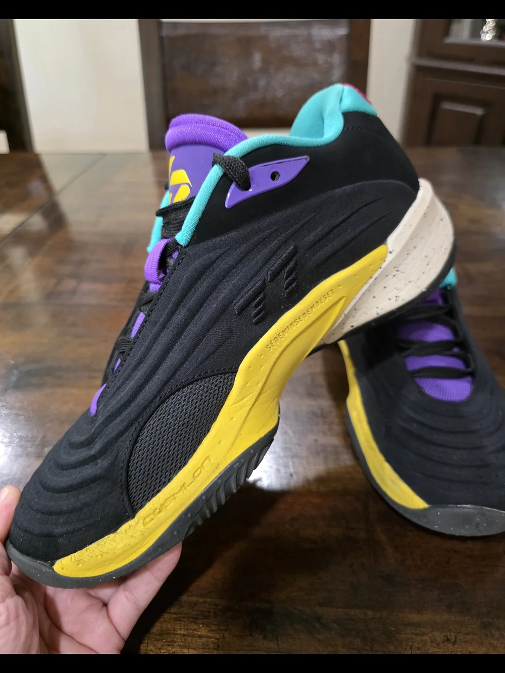 Jordan Luka 3 'Imaginarium' (Black/Hyper Jade/Pink Prime, SKUFQ1284-002 / FQ1285